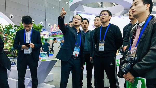 各省市農業管理部門領導蒞臨展位 各省市農業管理部門領導蒞臨展位